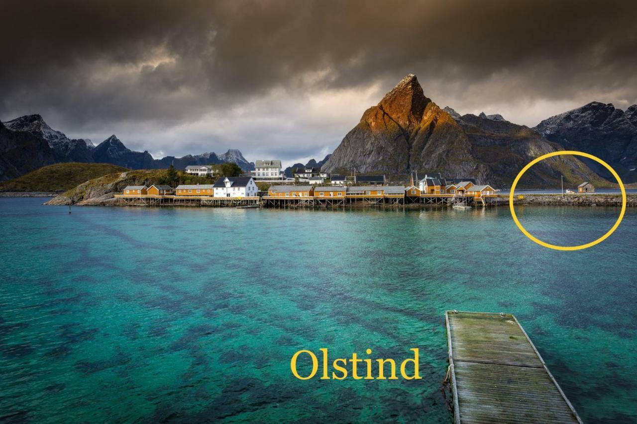 The Famous Yellow House Reine Luaran gambar